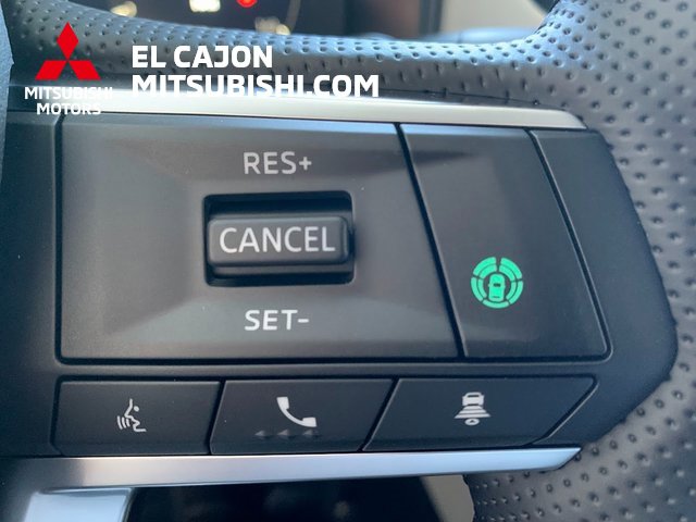 New 2025 Mitsubishi Outlander SEL image 23