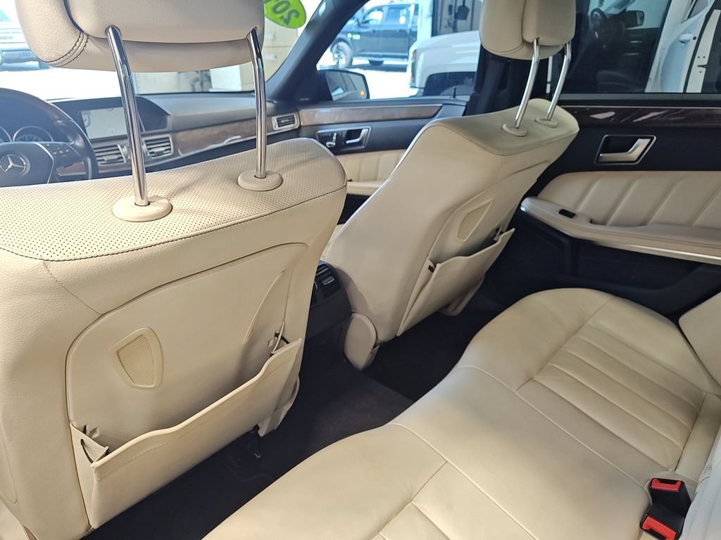 Used 2014 Mercedes-Benz E 350 Sedan image 30