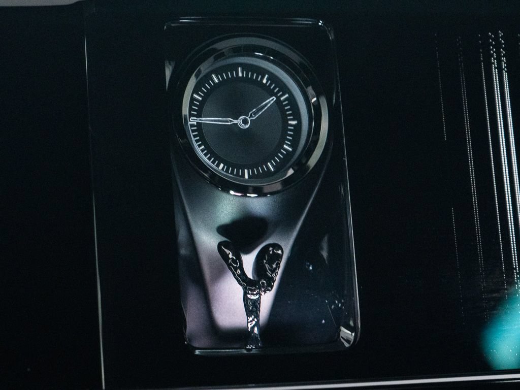 Certified 2026 Rolls-Royce Cullinan Black Badge AWD/4WD image 45