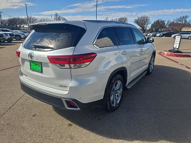 Used 2019 Toyota Highlander FWD V6 image 5