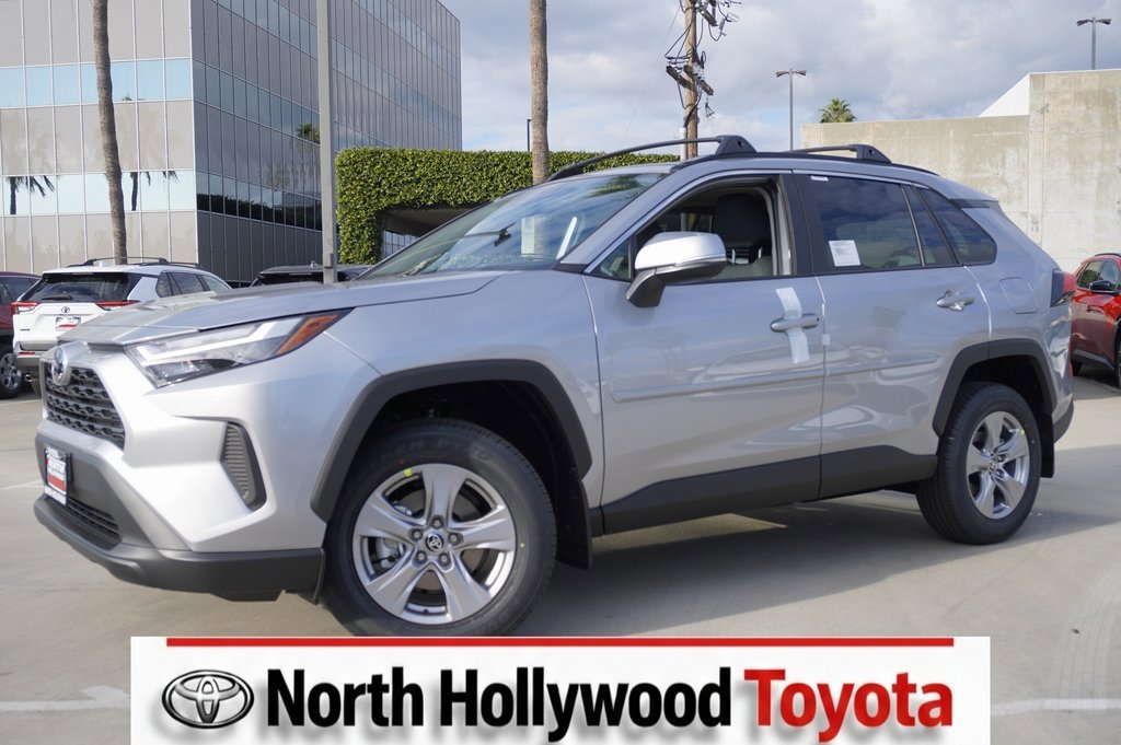 New 2025 Toyota RAV4 XLE