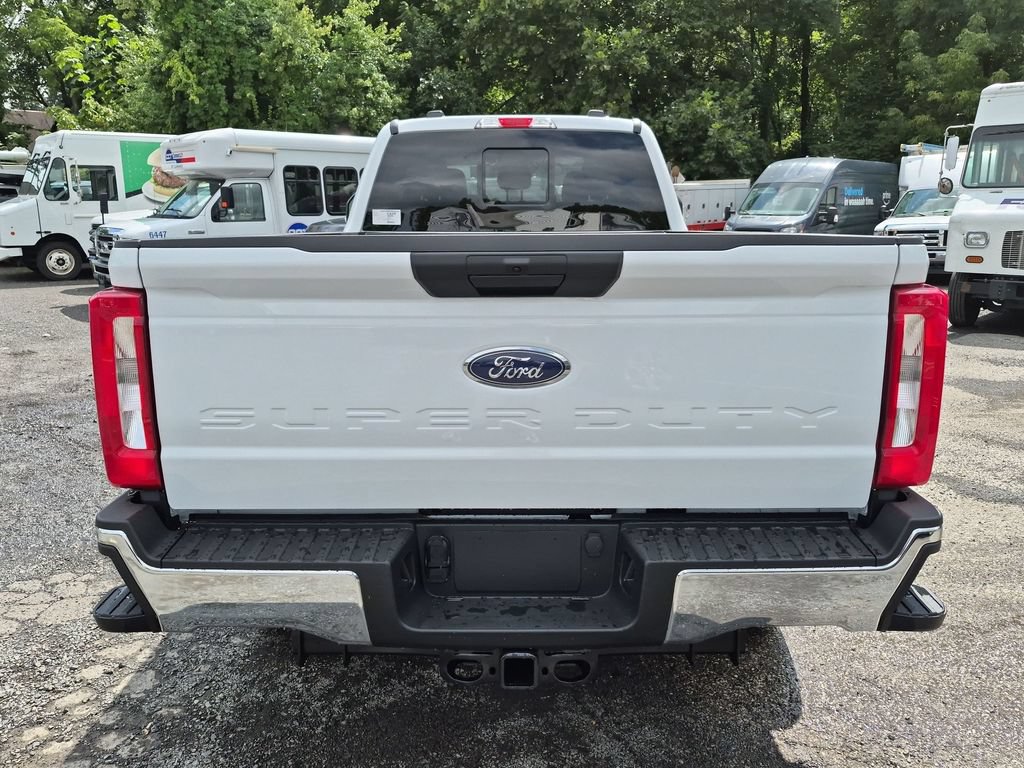New 2026 Ford F350 XLT w/ Snow Plow/Camper Package AWD/4WD image 11