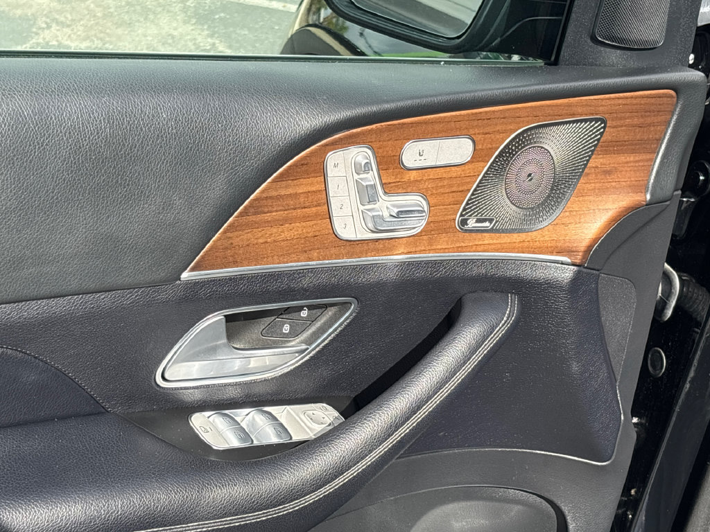 Used 2021 Mercedes-Benz GLE 350 4MATIC image 26