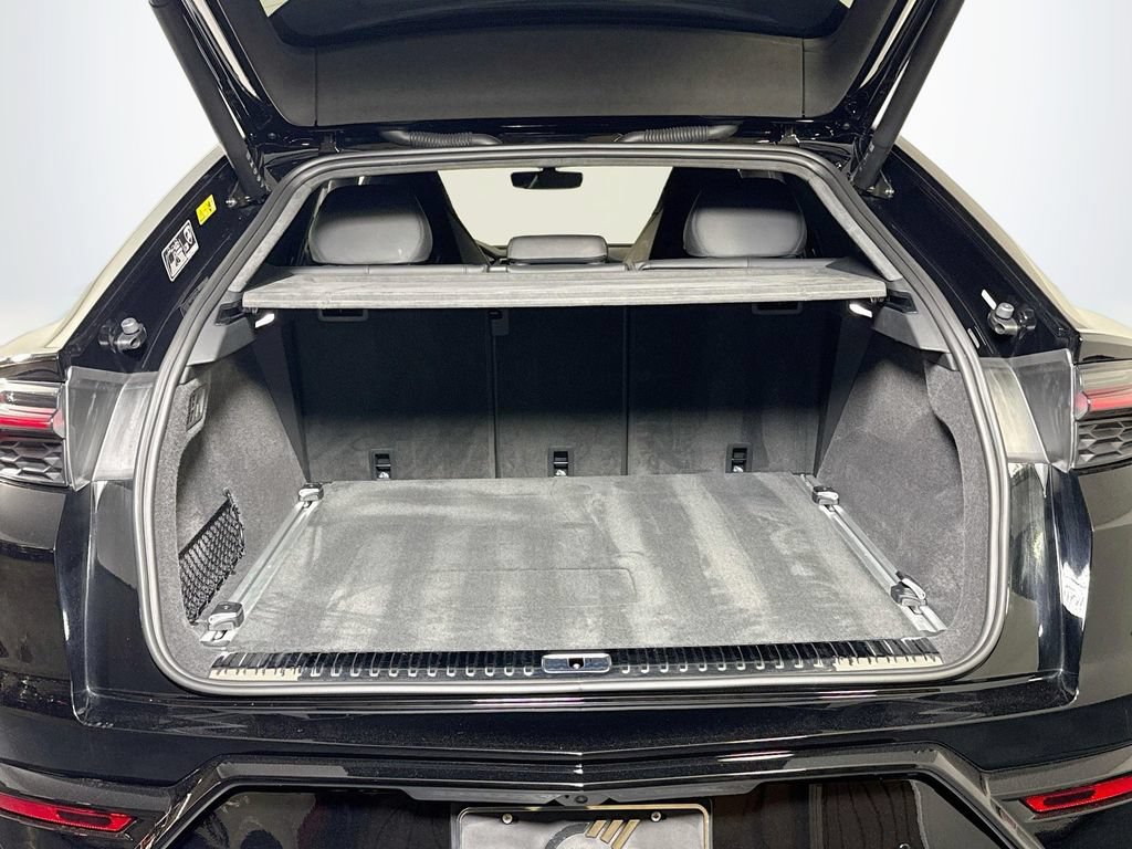 Used 2025 Lamborghini Urus SE AWD/4WD image 25