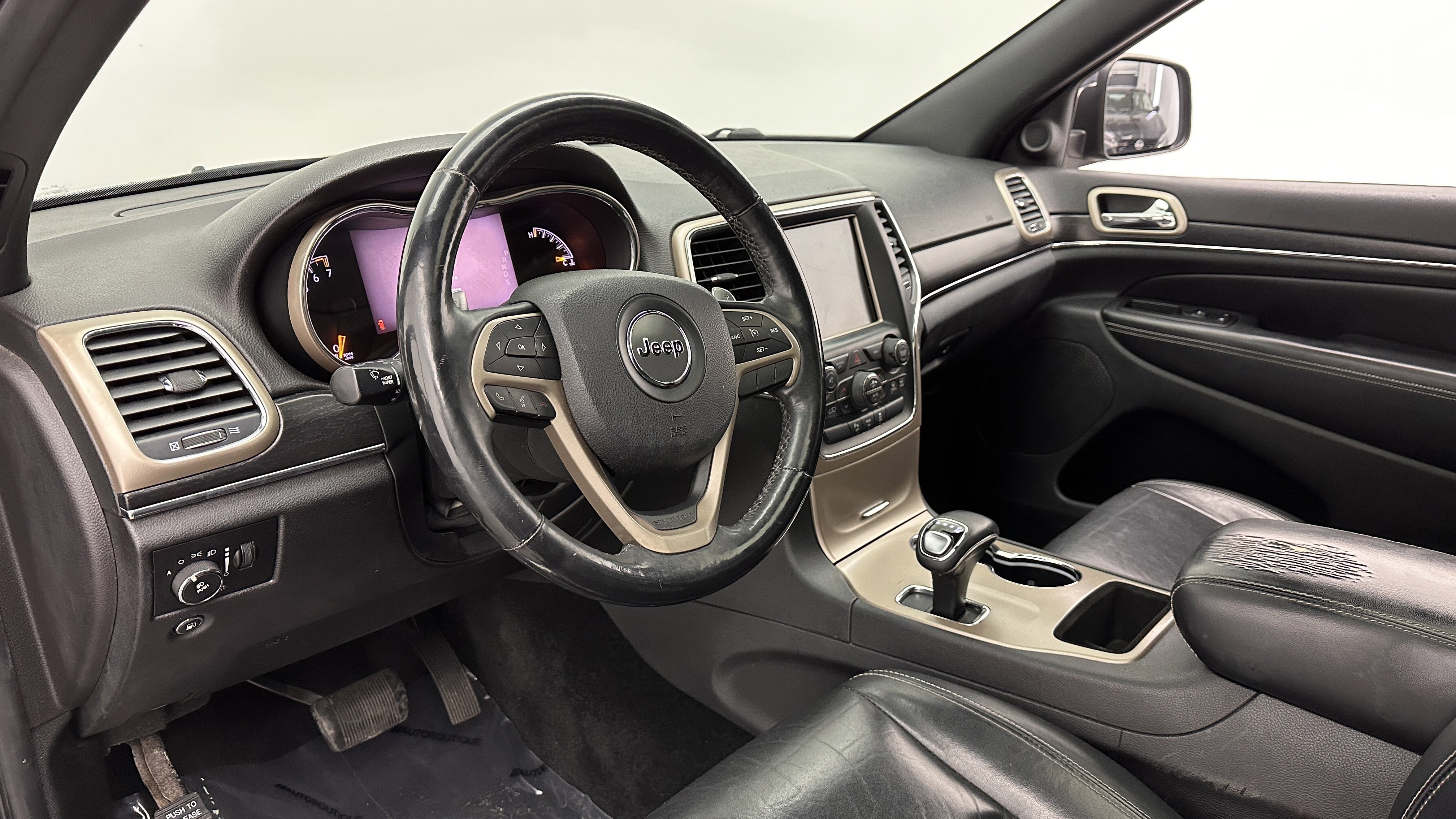 Used 2014 Jeep Grand Cherokee Limited RWD image 8