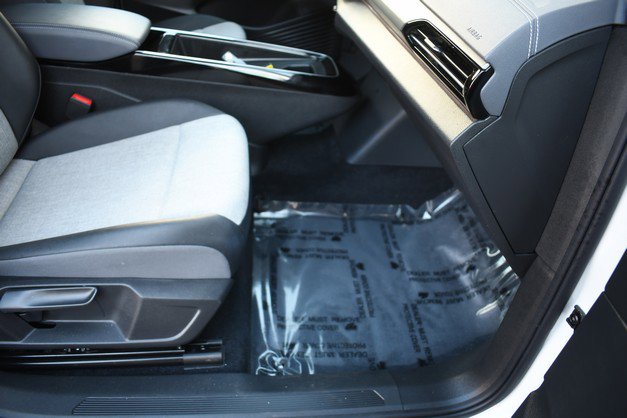 Used 2023 Volkswagen ID.4 Pro image 25