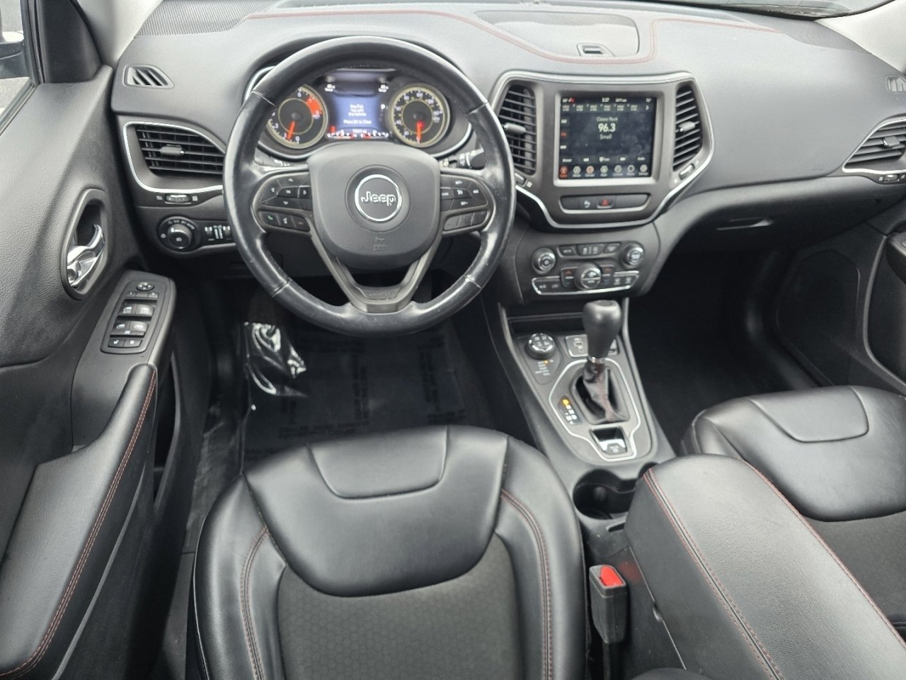 Used 2020 Jeep Cherokee Trailhawk w/ Cold Weather Group image 23