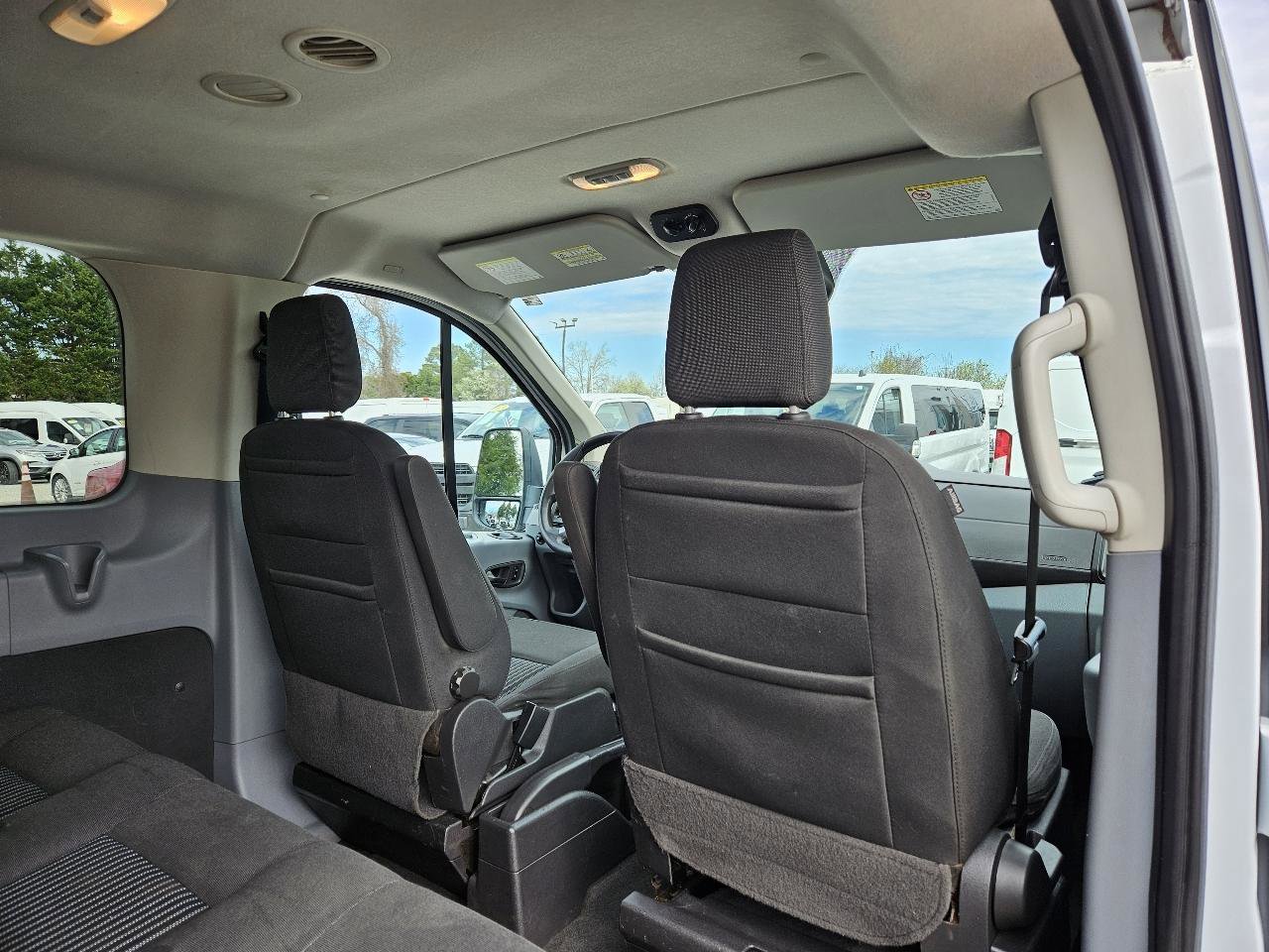 Used 2018 Ford Transit 350 XL image 21