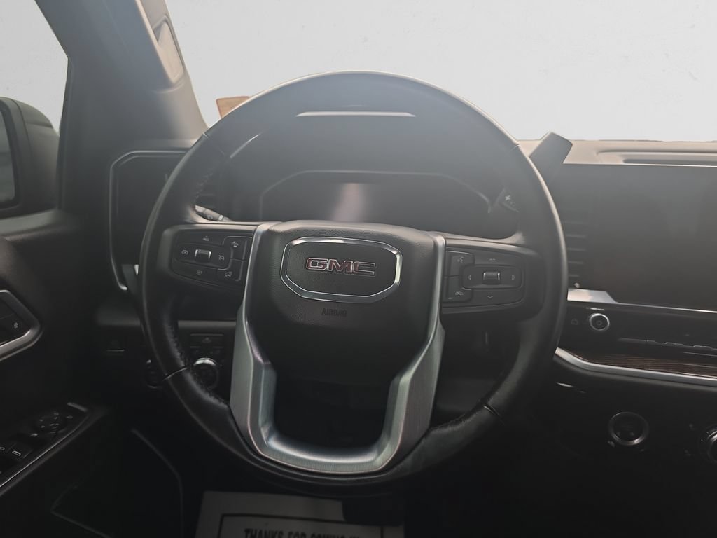 Used 2022 GMC Sierra 1500 Elevation w/ X31 Off-Road Package AWD/4WD image 13