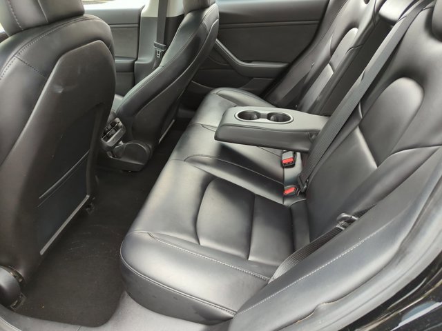 Used 2018 Tesla Model 3 Long Range image 19