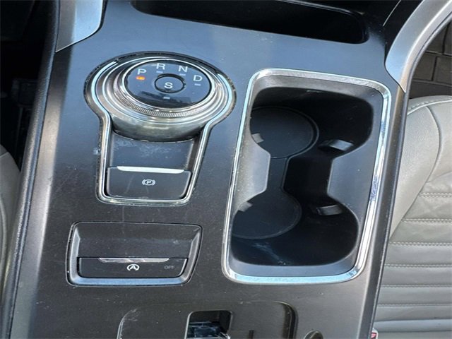 Used 2018 Ford Fusion SE image 20