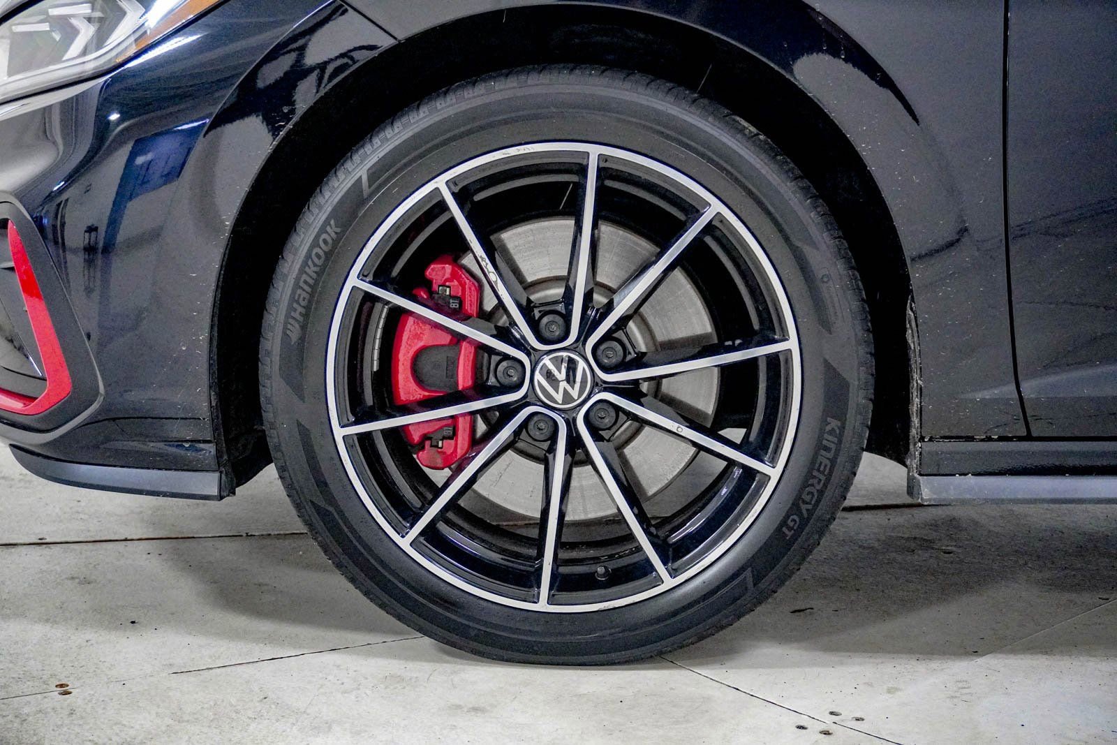 Used 2025 Volkswagen Jetta GLI Autobahn FWD image 15