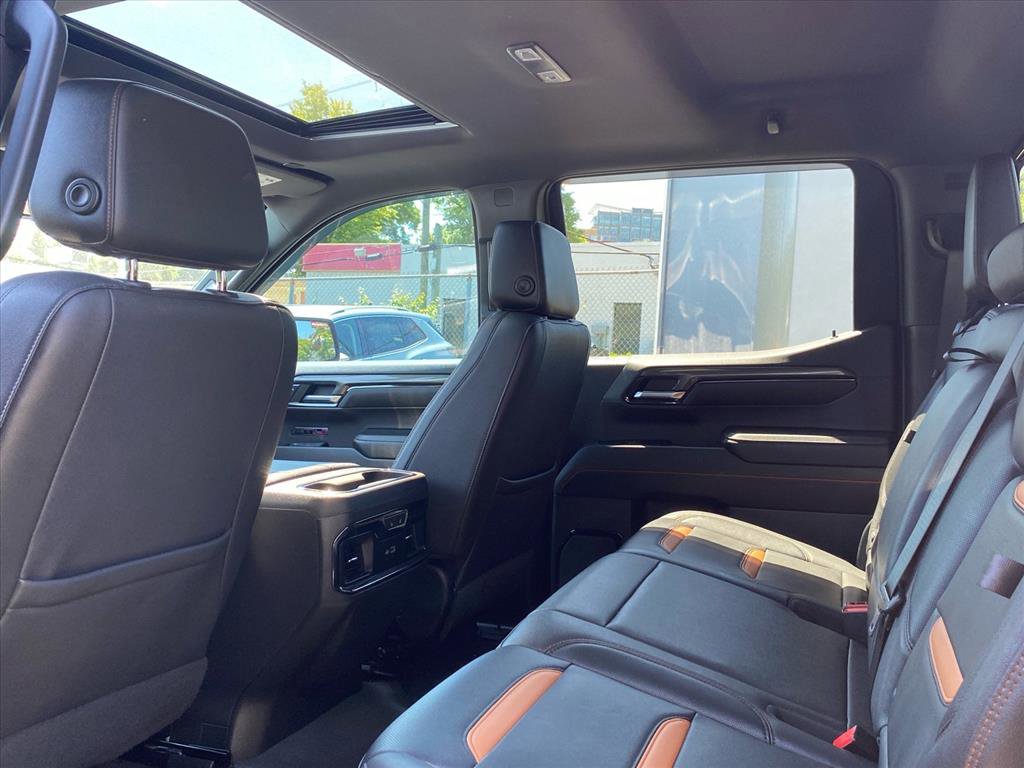 Used 2023 GMC Sierra 1500 AT4 w/ AT4 Premium Package AWD/4WD image 25
