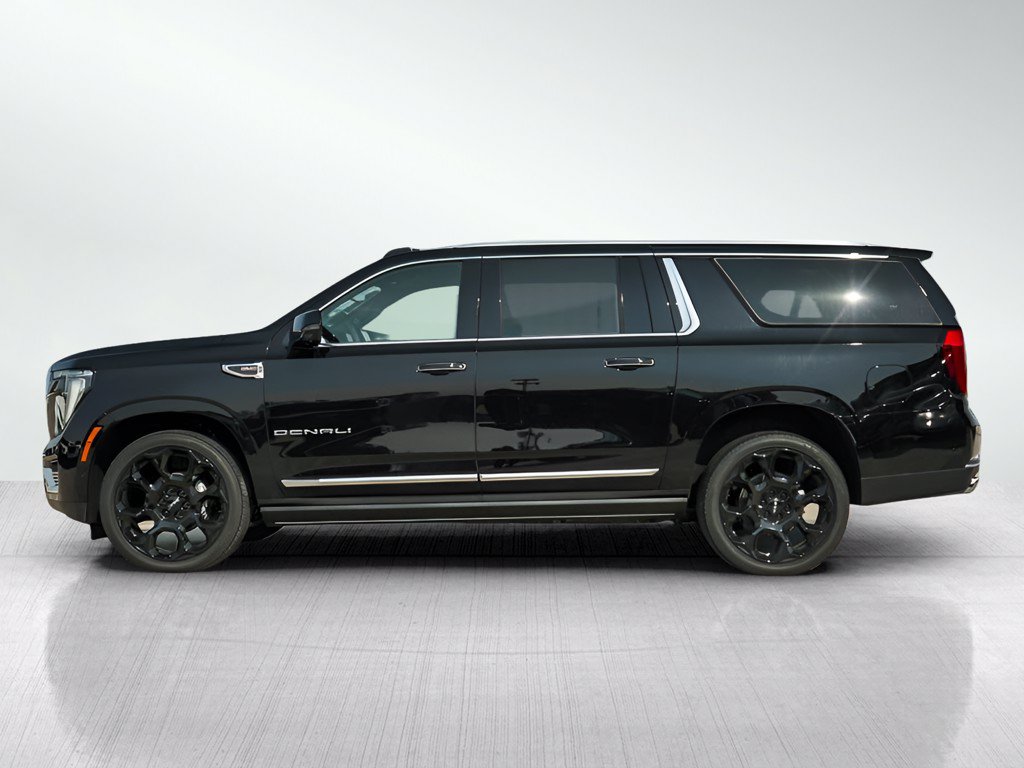 New 2026 GMC Yukon XL Denali w/ Denali Reserve Package AWD/4WD image 4
