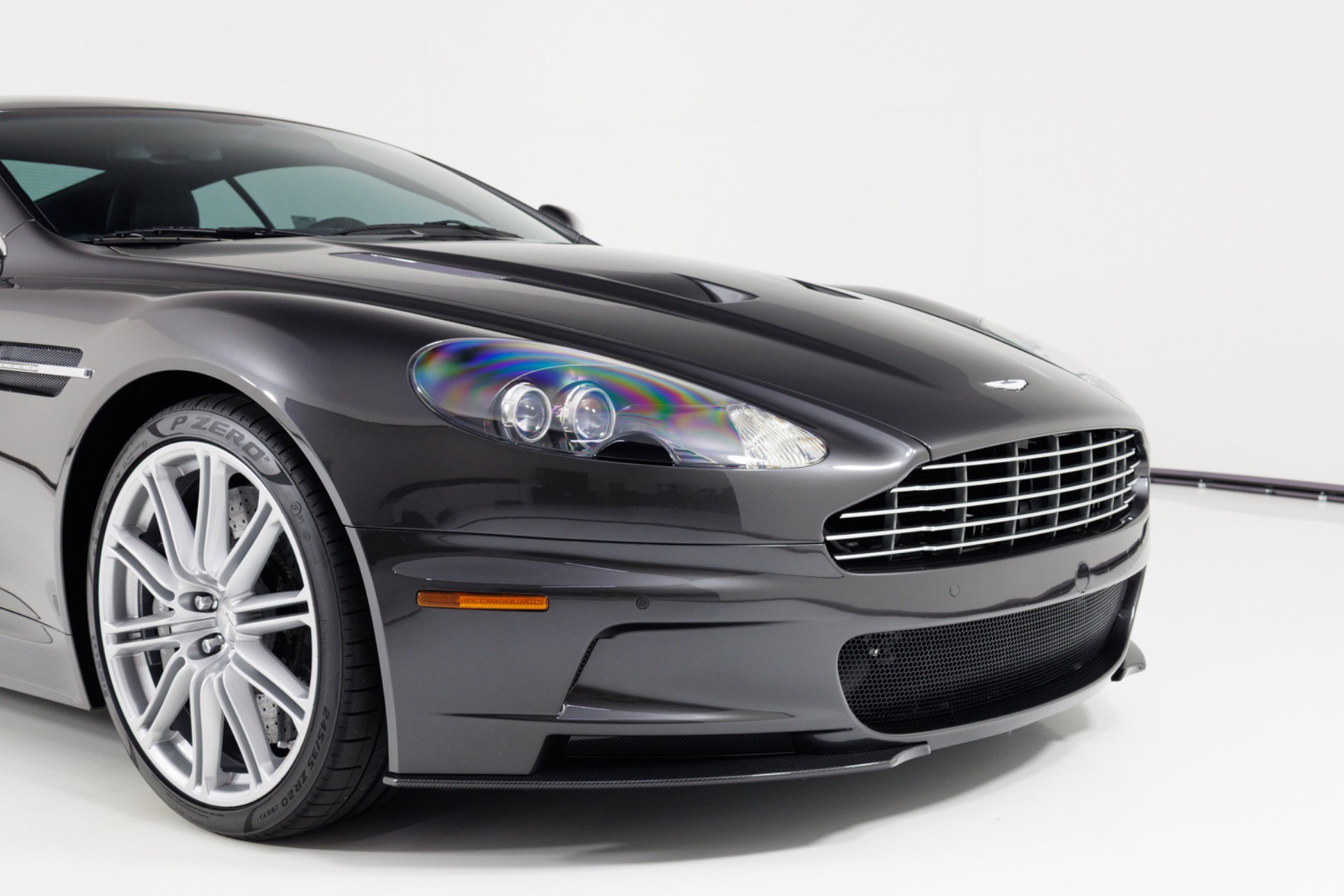 Used 2011 Aston Martin DBS Coupe RWD image 36