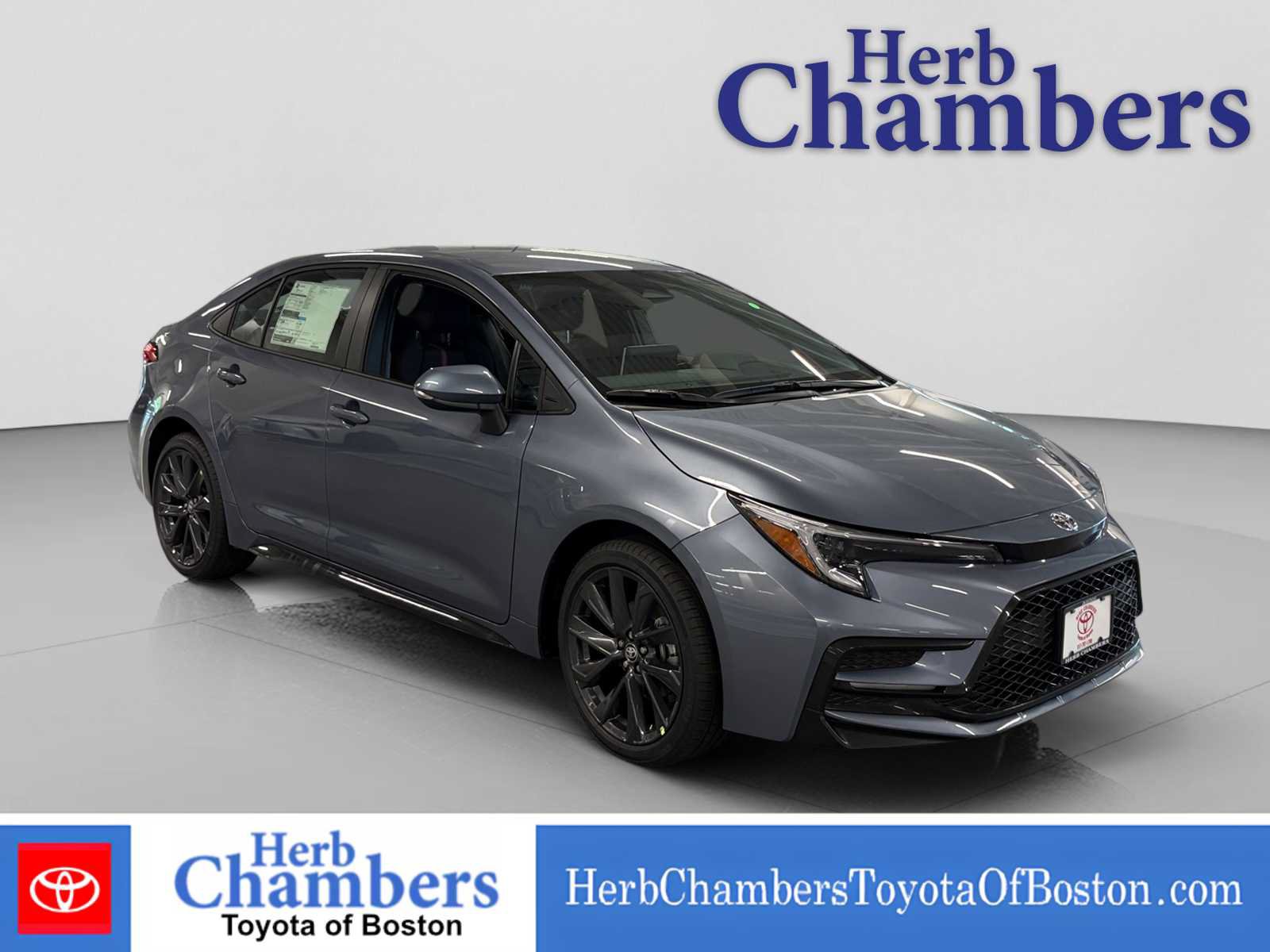 Used 2026 Toyota Corolla SE w/ SE Package FWD image 1