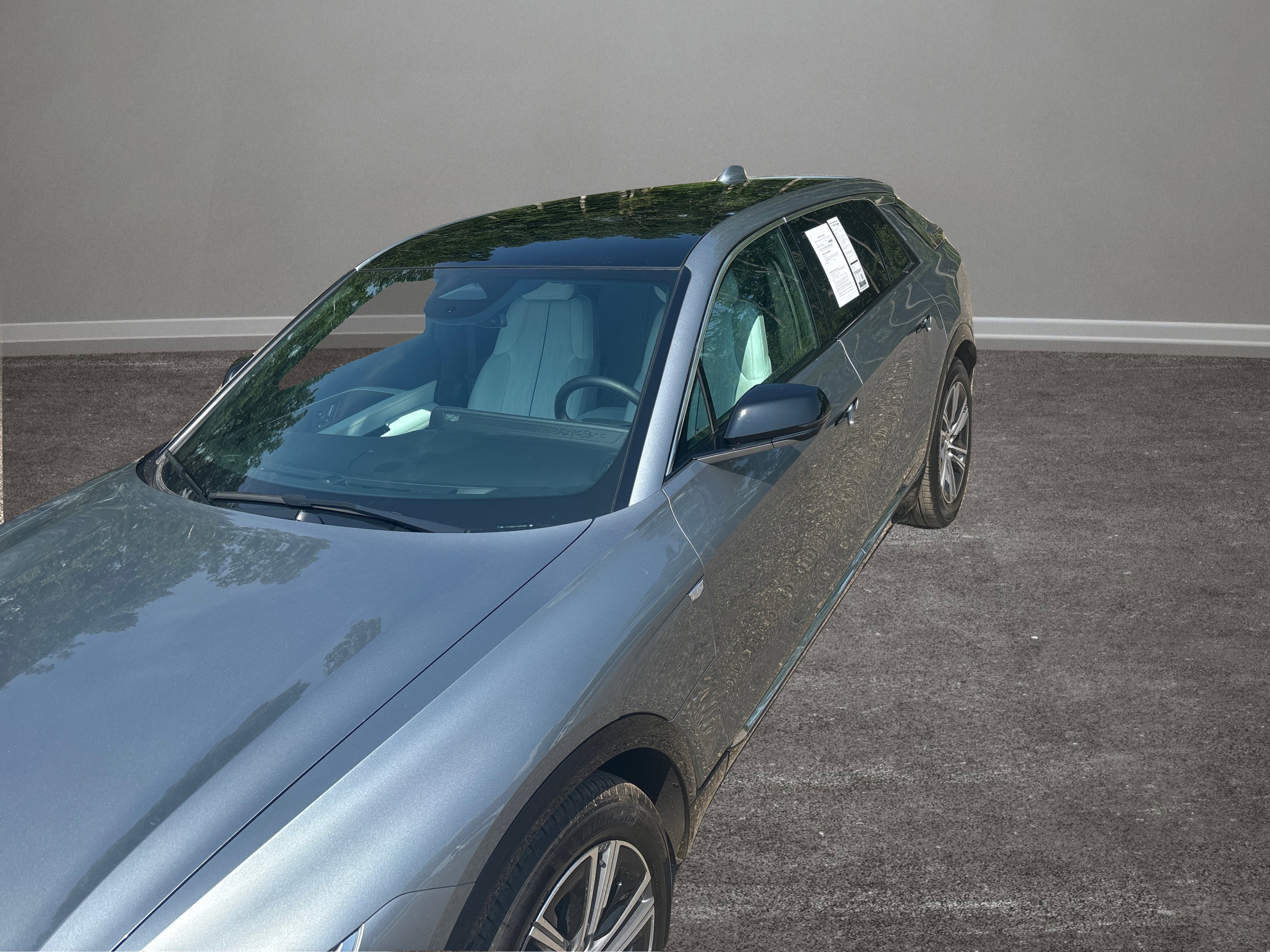 Used 2024 Cadillac Lyriq Luxury w/ LPO, Floor Liner Package image 14