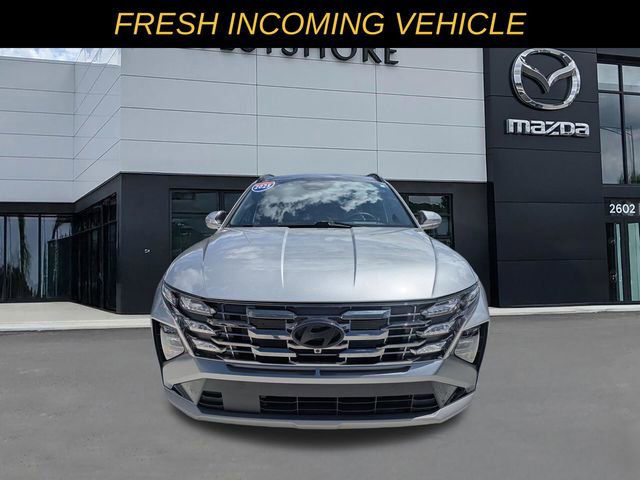 Used 2025 Hyundai Tucson Limited image 7