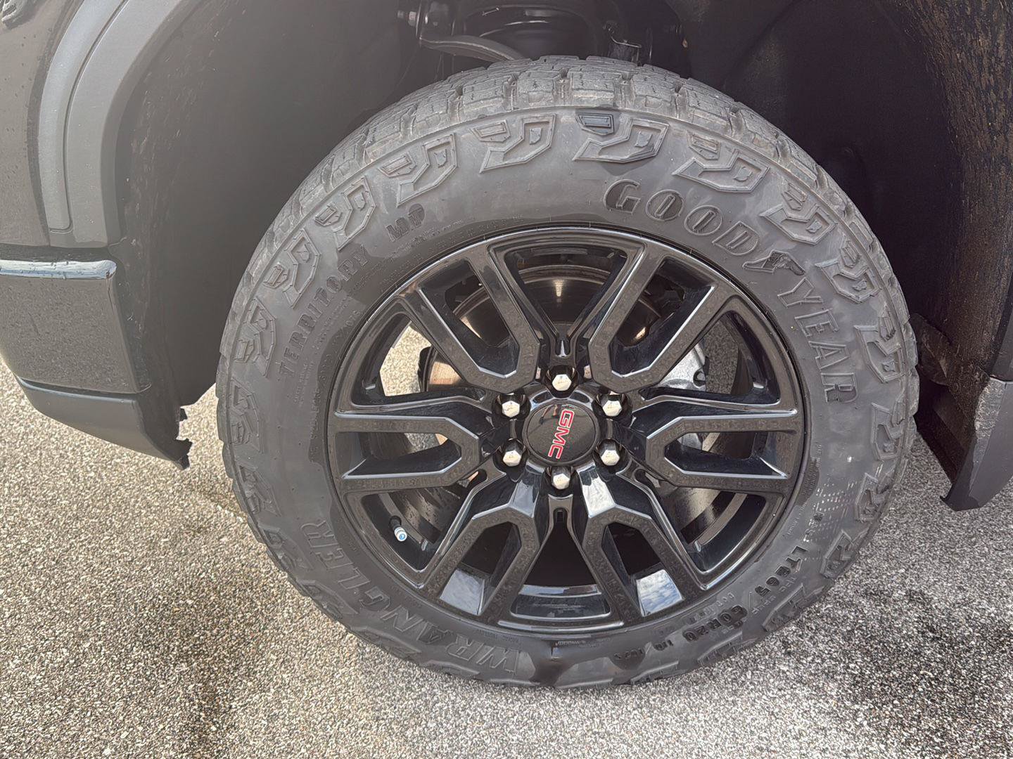 Used 2024 GMC Sierra 1500 Pro w/ Graphite Edition AWD/4WD image 15