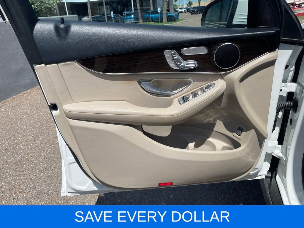 Used 2020 Mercedes-Benz GLC 300 image 13
