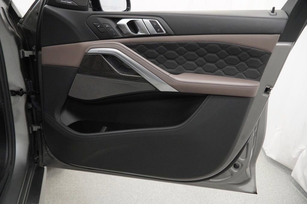 Used 2023 BMW X6 M w/ Competition Package image 58