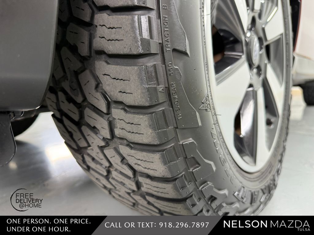 Used 2017 Subaru Forester 2.5i w/ Alloy Wheel Package AWD/4WD image 10