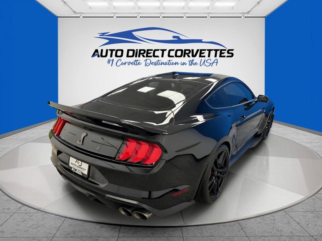 Used 2020 Ford Mustang Shelby GT500 w/ Technology Package RWD image 7