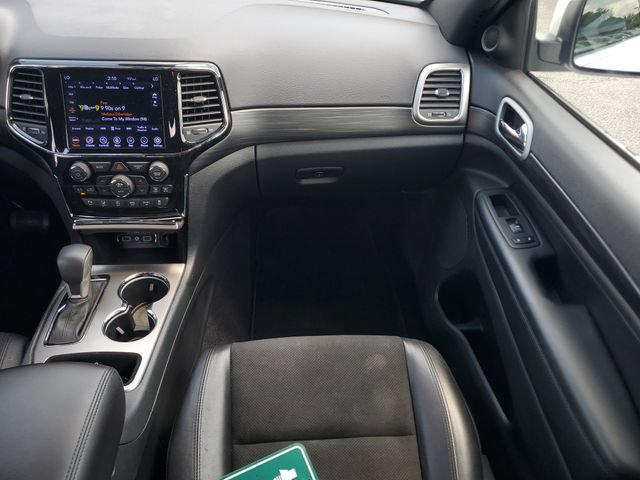 Certified 2021 Jeep Grand Cherokee Laredo X AWD/4WD image 20