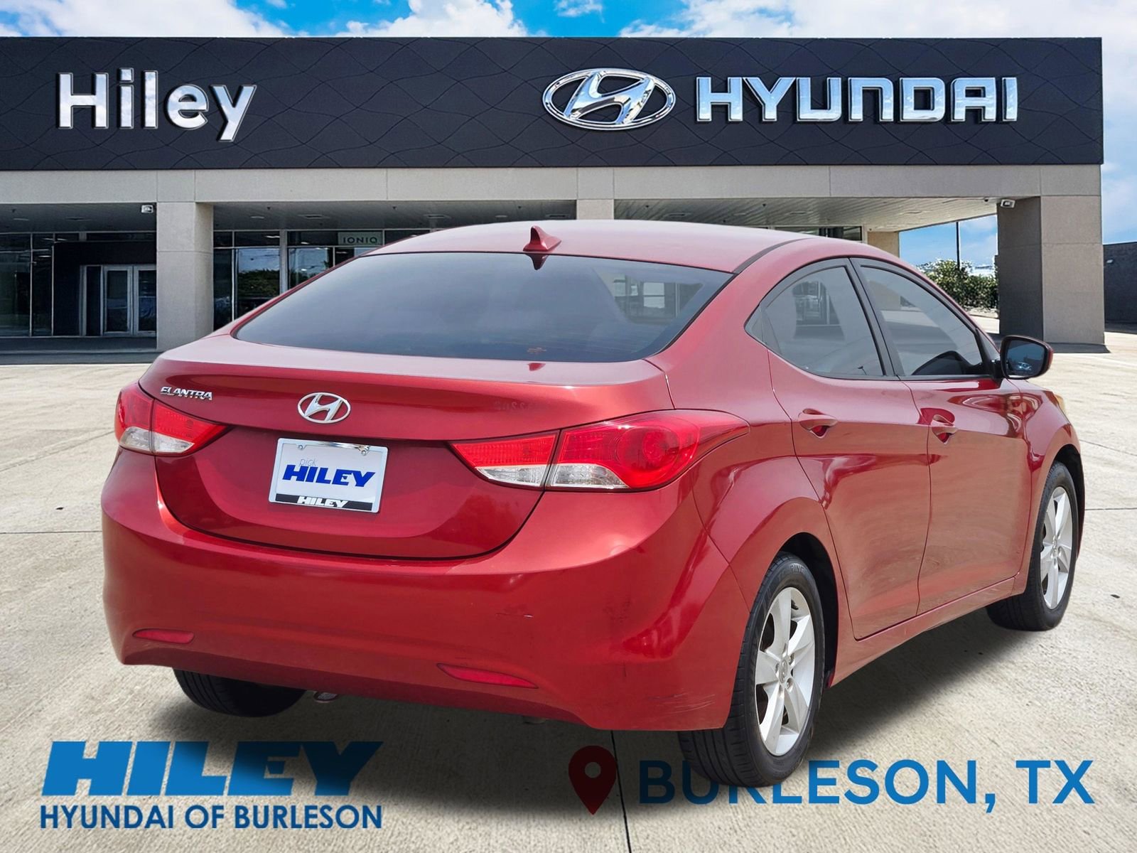 Used 2012 Hyundai Elantra GLS w/ Preferred Pkg 3 FWD image 4