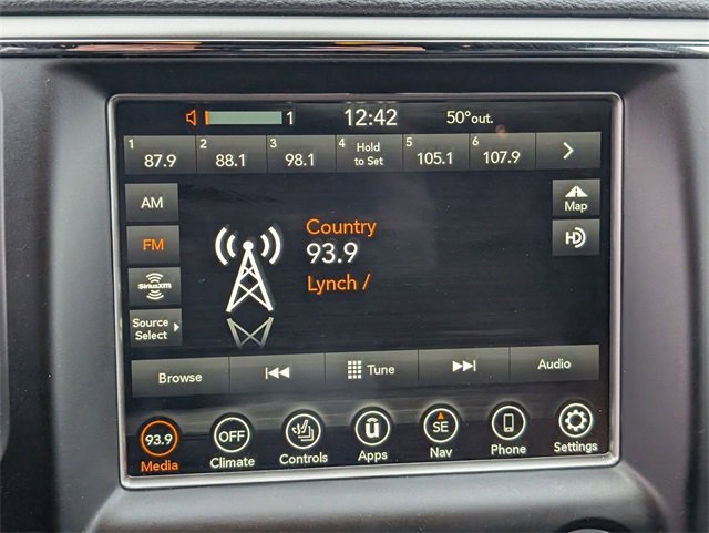 Used 2018 Jeep Grand Cherokee Altitude image 19