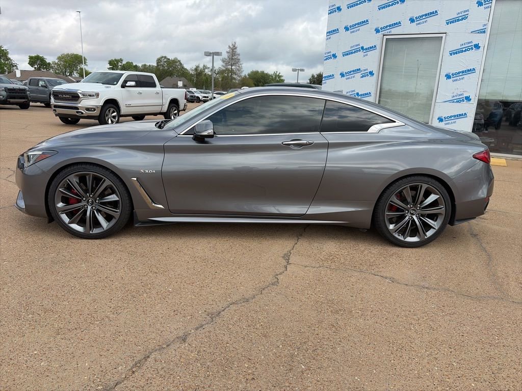Used 2018 INFINITI Q60 Red Sport 400 w/ Sensory Package 3.0T Sport image 2