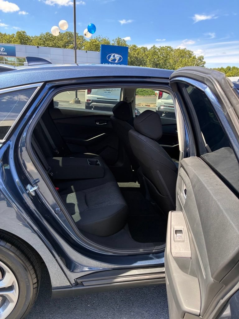 Used 2024 Honda Accord EX image 19
