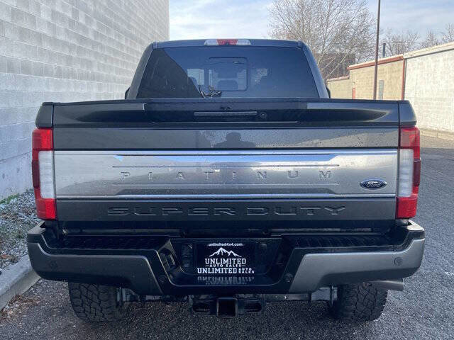 Used 2017 Ford F350 Platinum w/ Platinum Ultimate Package image 3