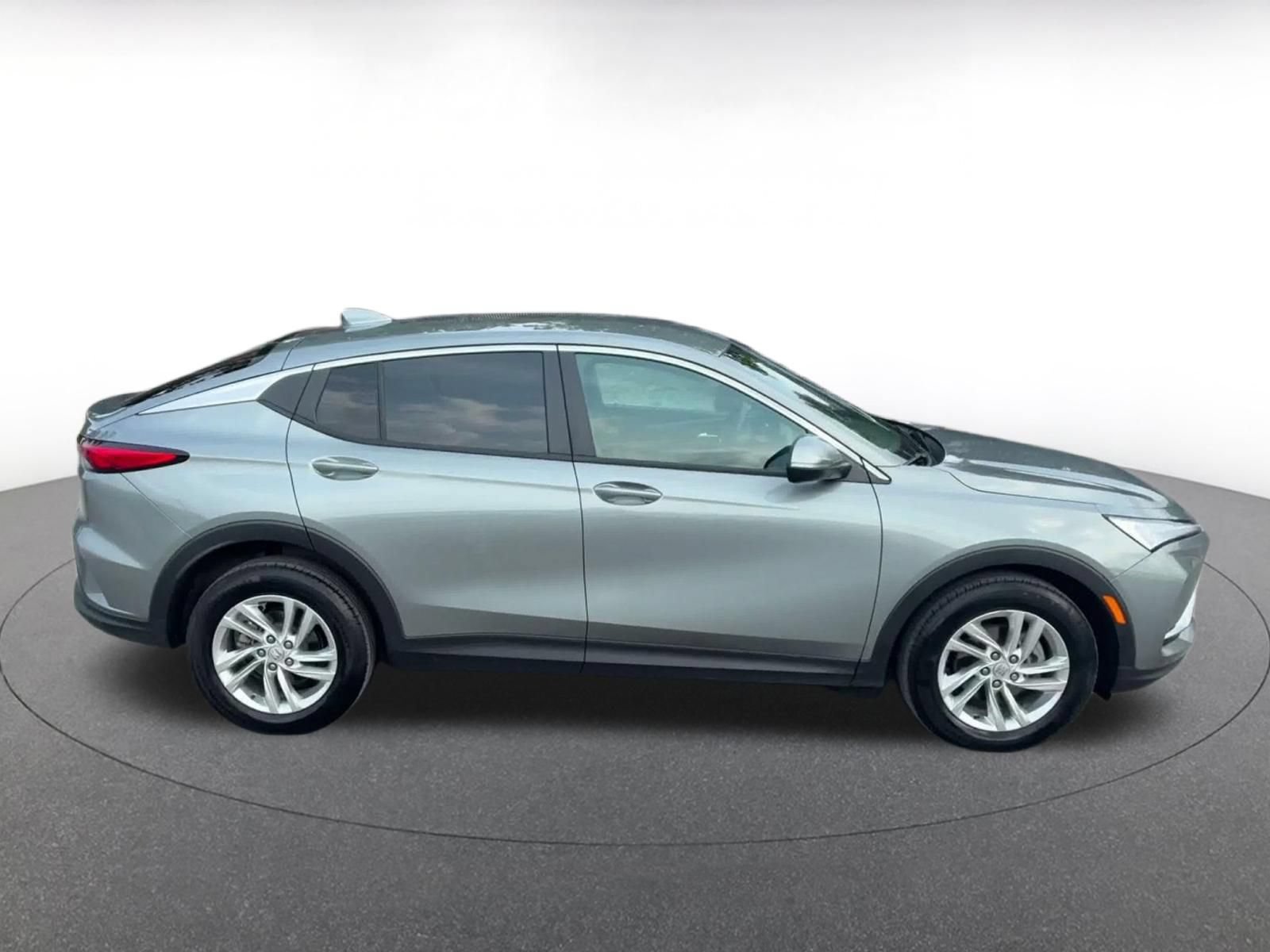 Used 2025 Buick Envista Preferred FWD image 13