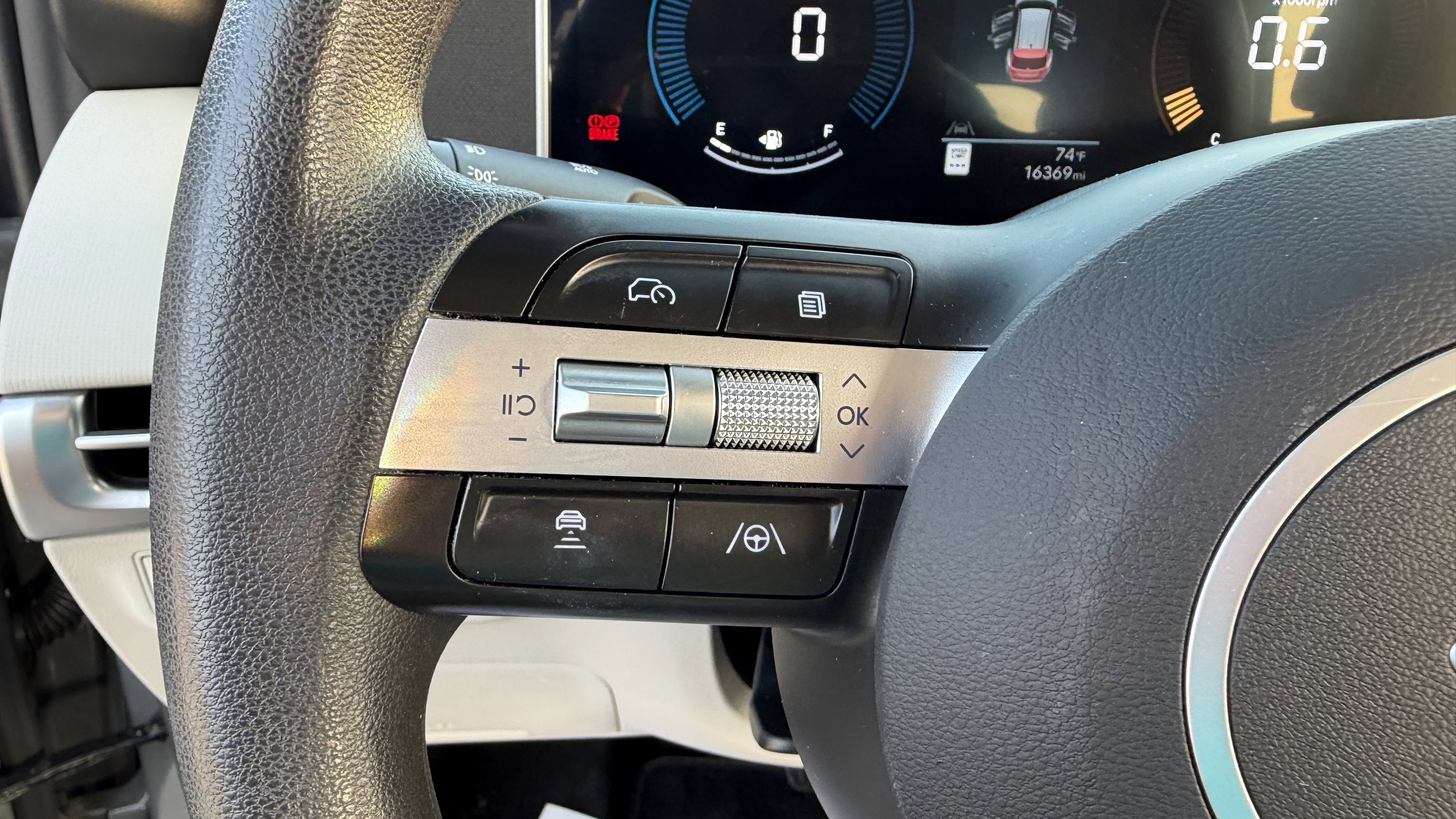 Used 2025 Hyundai Tucson SEL FWD image 16