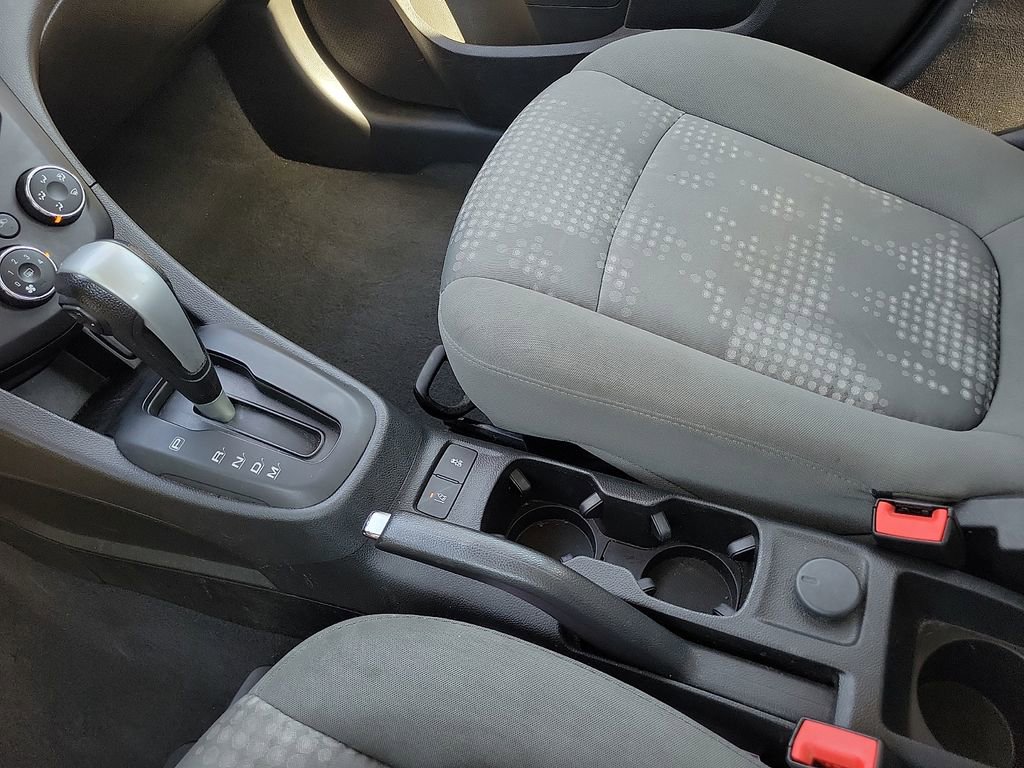 Used 2020 Chevrolet Sonic LT image 25