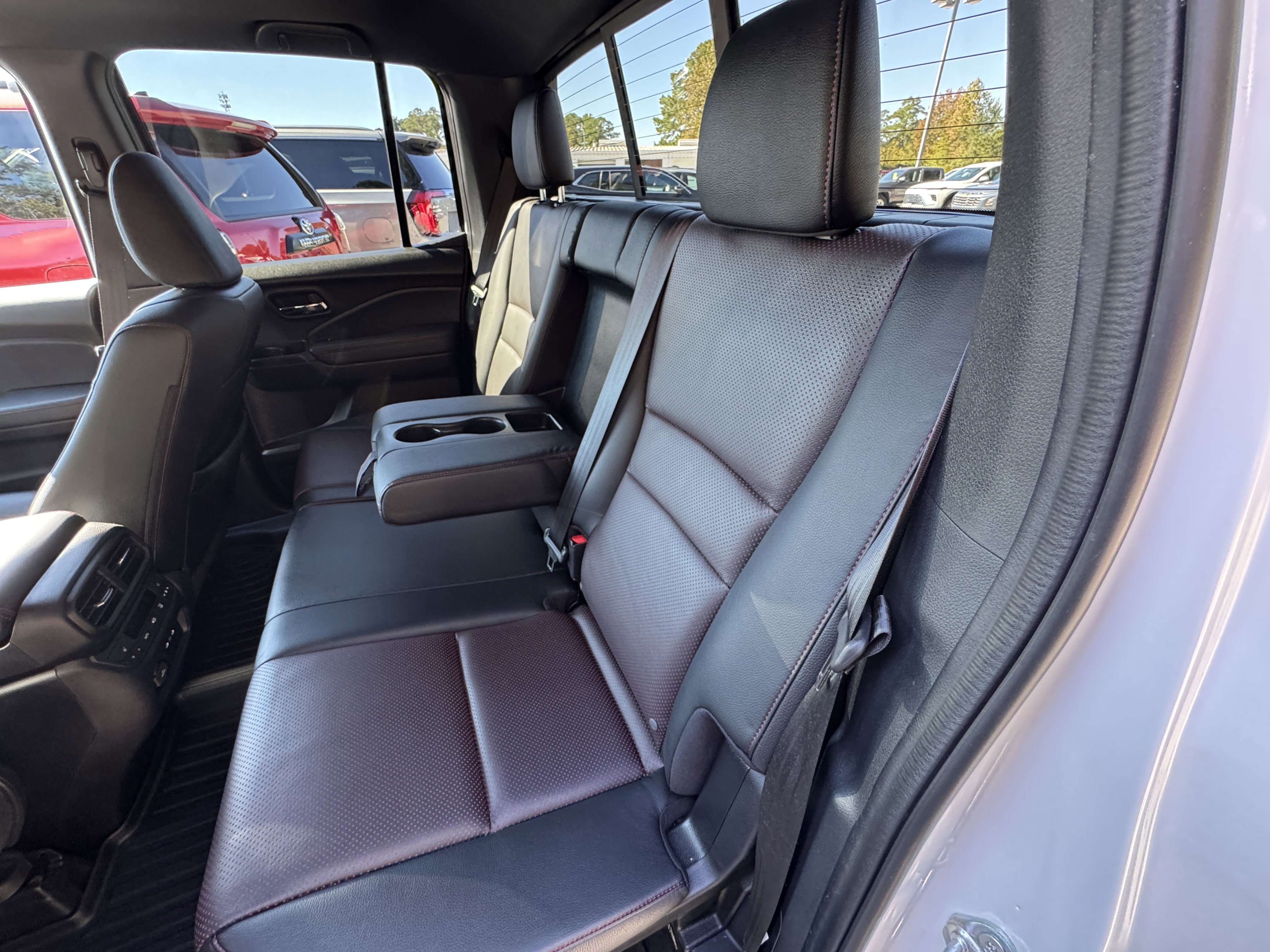 Used 2024 Honda Ridgeline Black Edition image 17