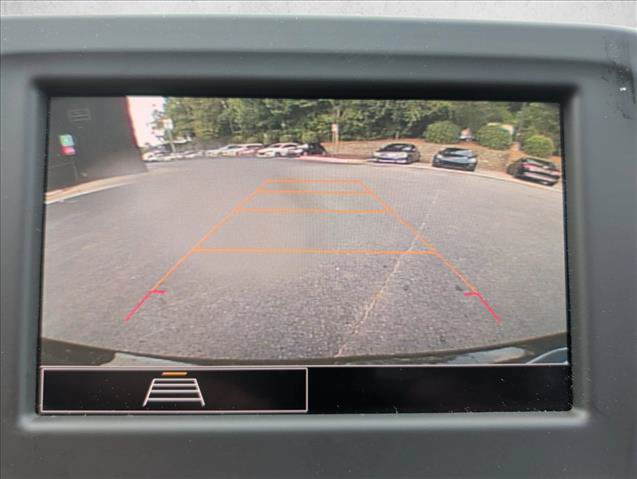 Used 2023 Chevrolet Equinox LT AWD/4WD image 12