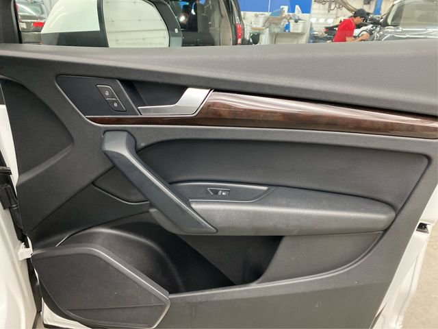 Used 2018 Audi Q5 2.0T Premium image 27