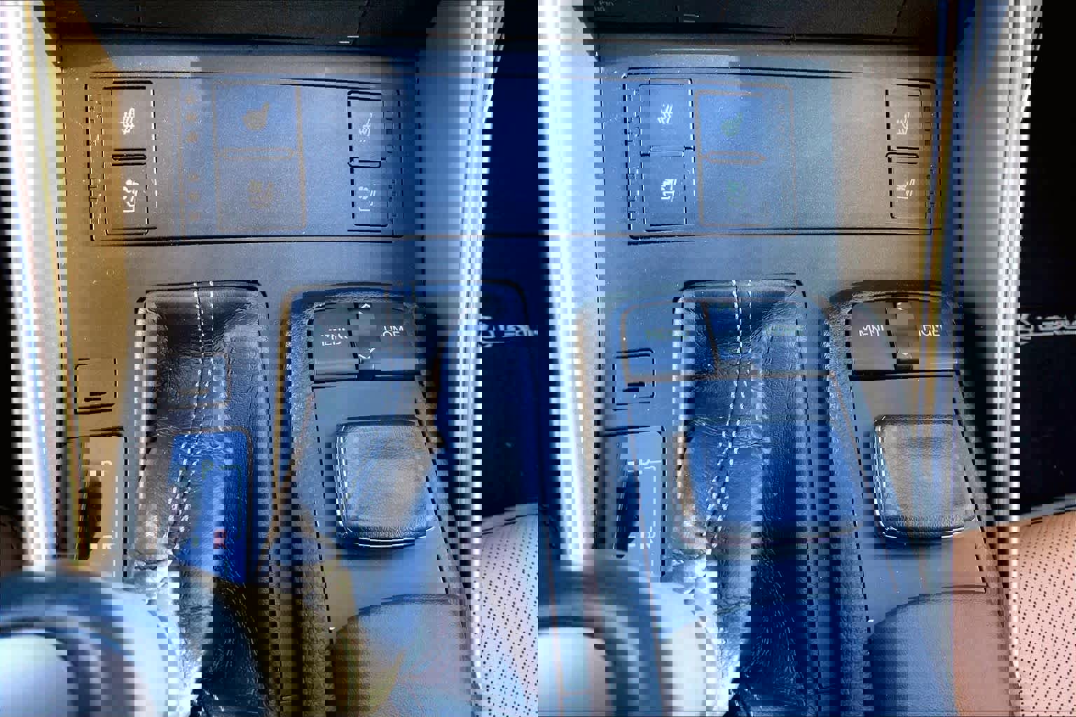 Used 2016 Lexus IS 300 AWD image 33