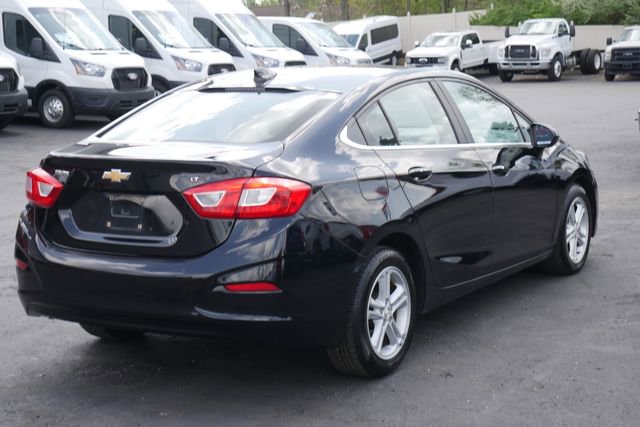 Used 2016 Chevrolet Cruze LT w/ Convenience Package FWD image 10