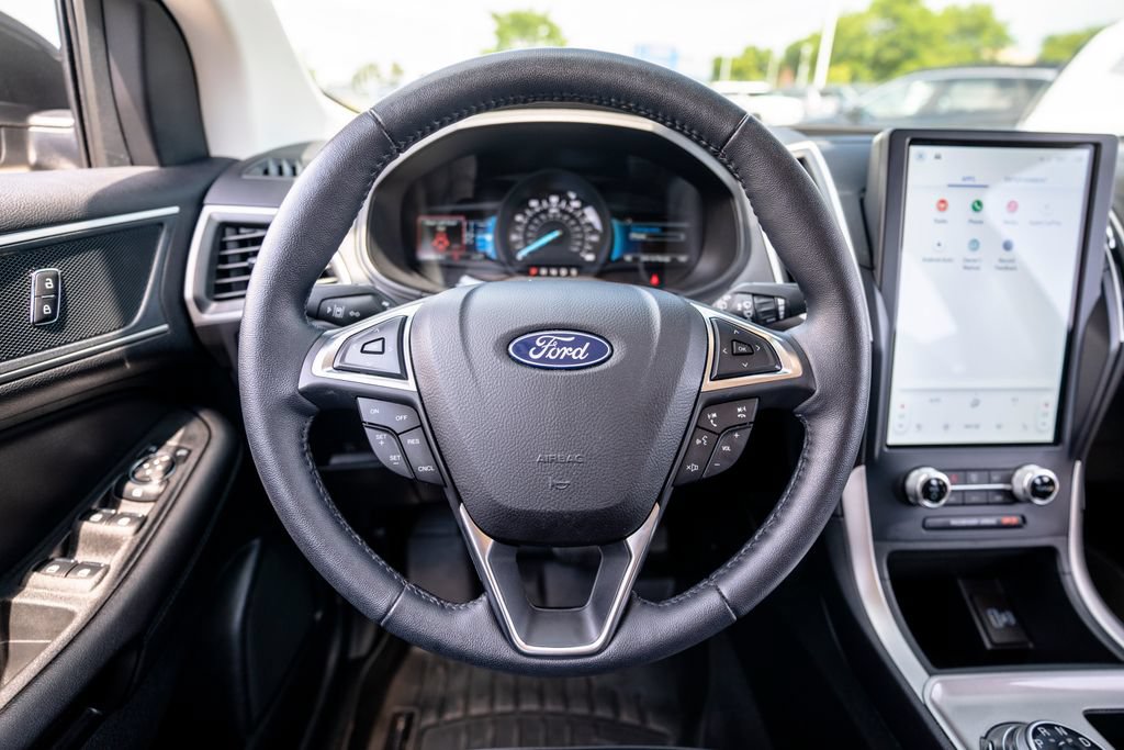 Used 2023 Ford Edge SEL w/ Convenience Package AWD/4WD image 17