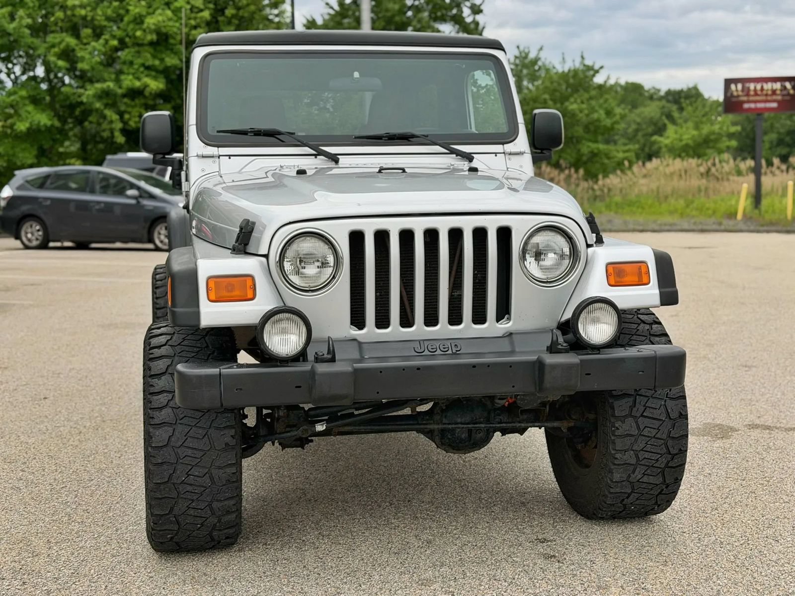 Used 2004 Jeep Wrangler 4WD image 23