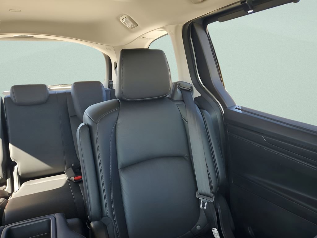 Used 2025 Honda Odyssey EX-L image 14