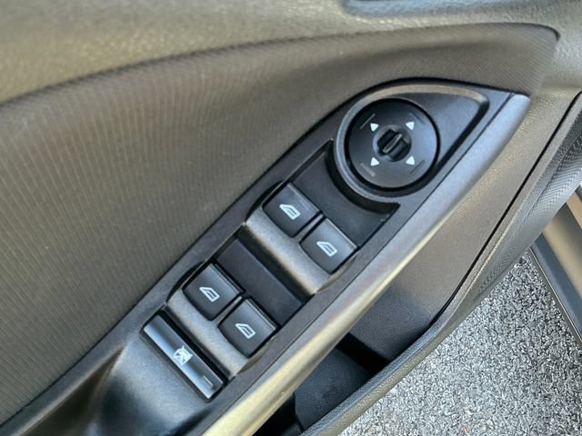 Used 2018 Ford Focus SEL FWD image 11