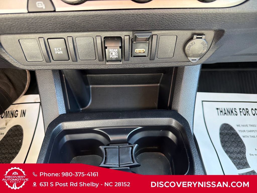 Used 2021 Toyota Tacoma SR5 RWD image 19