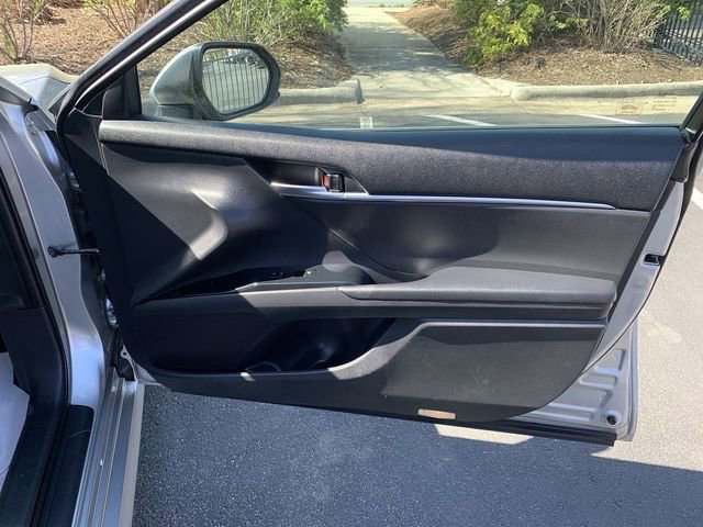 Certified 2018 Toyota Camry LE FWD image 13