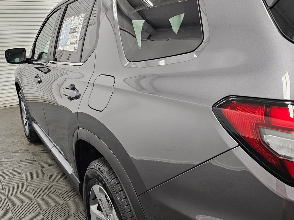 New 2025 Honda Pilot EX-L image 6