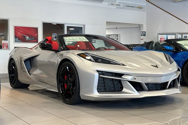 New 2026 Chevrolet Corvette E-Ray w/ ZER Performance Package image 2