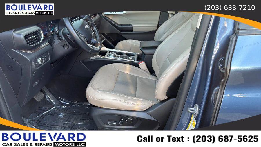 Used 2020 Ford Explorer Limited w/ Class III Trailer Tow Package image 30